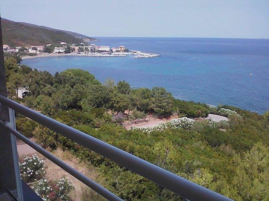 Appartement F3 Luri Bagian luar foto